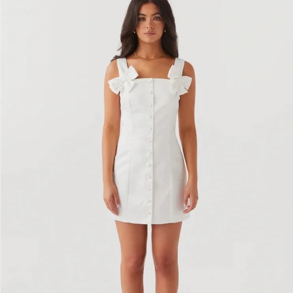 NWT PEPPERMAYO- Brielle Bow Satin Mini Dress - White size 8 - Picture 3 of 8